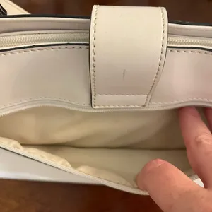 Vintage Y2K Guess White Shoulder Bag with Silver Details Satchel PU thumbnail 7