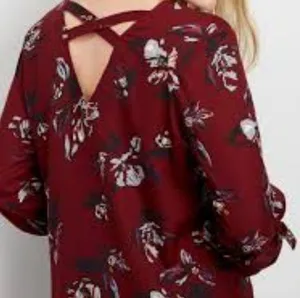 Maurices maroon floral vneck strappy back blouse size medium thumbnail 1