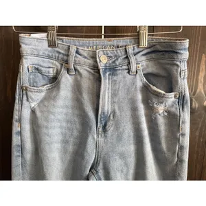 American Eagle Mom Straight Jeans Distressed‎ Ripped Light Wash Denim size 0 Reg thumbnail 2