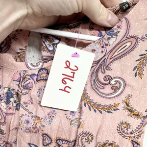 Bonita‎ Shirt Women Sz 38 Pale Pink Paisley Pattern Round Neck Sleeveless Blouse thumbnail 4