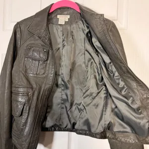 Boston Proper Leather Moto Jacket‎ Women's Size 2 Olive Green Zip Front Pockets thumbnail 9