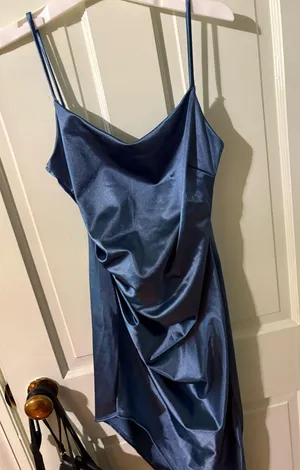 Windsor Dress Homecoming thumbnail 1