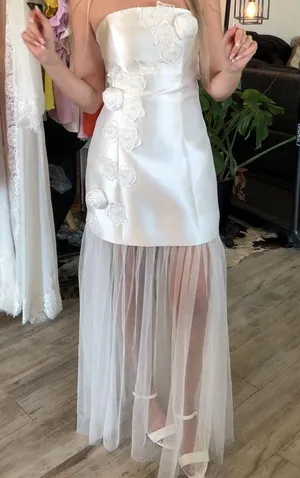 Elliatt Elegant White Strapless Dress thumbnail 9
