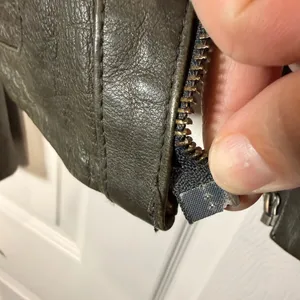 Boston Proper Leather Moto Jacket‎ Women's Size 2 Olive Green Zip Front Pockets thumbnail 3