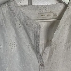 Bishop + young Harmony Button-down Blouse in Oyster New with Tag W-585 Sz XS thumbnail 3