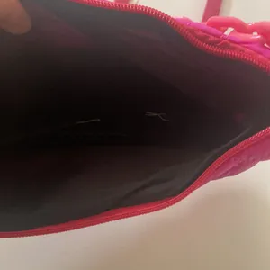 Pink quilted chain shoulder bag thumbnail 6