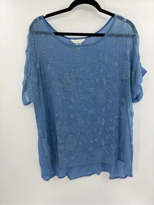 SUNDANCE Blue Embroidered Silk Short Sleeve Sheer Overlay Blouse Top Sz large thumbnail 1