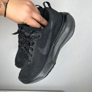 Nike Invincible Run 3 Womens Running Shoes Black DR2660-007 Size 8 thumbnail 3