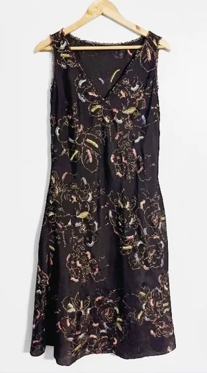 Meghan Park Vintage Floral Embroidered Dress thumbnail 1