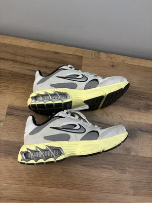 Nike Zoom Air Fire Athletic Running Shoes Particle Grey Women’s thumbnail 10