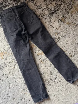 Abercrombie & Fitch Black High-Rise Distressed Straight Jeans thumbnail 12