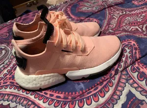 Adidas sneakers thumbnail 1
