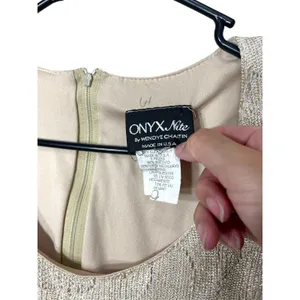 Onyx Nite Womens Dress Size 4 Sleeveless Gold Metallic Crochet Party‎ Cocktail thumbnail 5