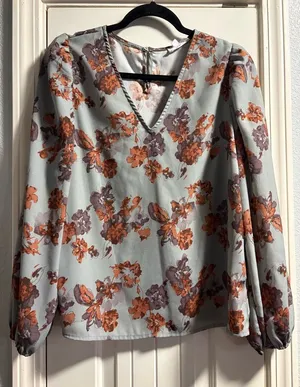 ee:some Floral Blouse Womens Medium Sage Green Rust Puff Sleeve V-Neck TH12041‎ thumbnail 1