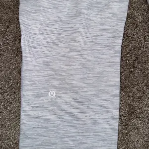 Lululemon On the Fly Pants Women 4 White Grey Excellent Straight Leg Space Dye thumbnail 3
