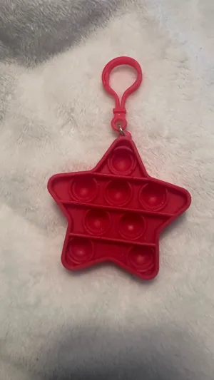 Red star pop it fidget thumbnail 2