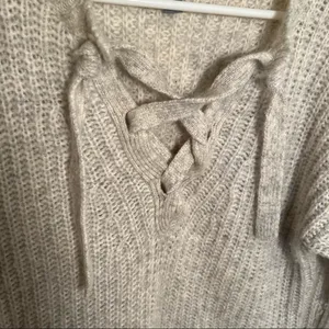 Aerie Womens Size Small Oversized Lace-Up Pullover Sweater Tunic Oatmeal Heather thumbnail 8