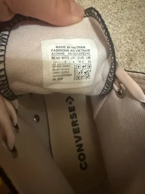 Pink and black Converse  thumbnail 5