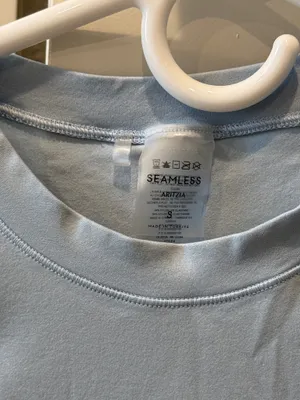 Aritzia Seamless Top thumbnail 2