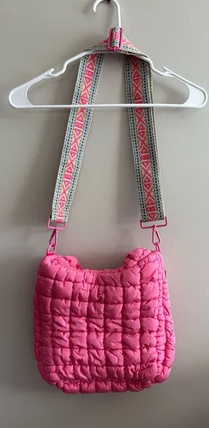 NWT Simply Southern Pink Quilted Shoulder Bag‎ thumbnail 1