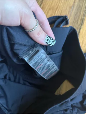 Gymshark Front Zip Closure Sports Bra Black thumbnail 3