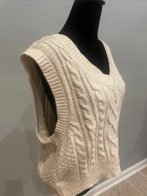 Cream Cable Knit V-Neck Sweater Vest aerie xl thumbnail 2