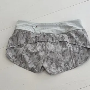 lululemon athletica Gray Patterned Athletic Shorts thumbnail 3