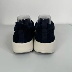Lands’ End Blue Suede‎ Slip On Shoes Size 10 thumbnail 4