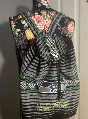 Seattle Seahawks Woven Drawstring Backpack NFL Baja Style Cinch Bag Green thumbnail 1