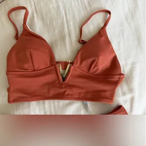 Victoria's Secret | V - Accent Bikini Set thumbnail 4
