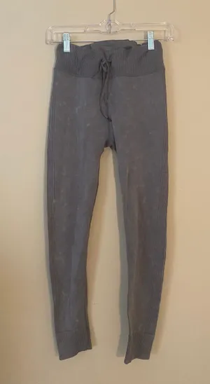 Harmony & Balance Yoga Pants Size M thumbnail 1