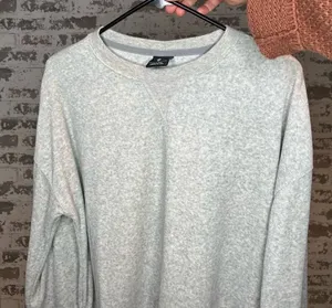 Nike | women dry fit wide sleeve cropped crewneck thumbnail 1