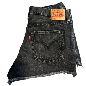 Y2K Red Tab Levi’s 501 Black Cutoff Micro Shorts W29 High Rise Button Fly thumbnail 4