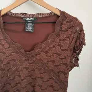 90s Y2K‎ Medium Brown Lace Trim Short Sleeve Fitted Top Grunge Scallop Neck thumbnail 8