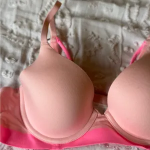 Aerie Light Pink & Hot Pink Padded T-Shirt Bra 34B thumbnail 2