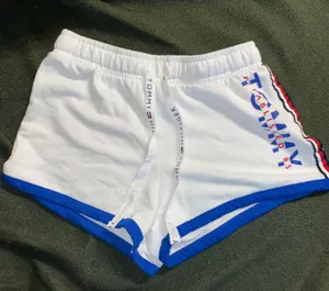 Tommy Hilfiger Short thumbnail 1