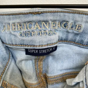 American Eagle Outfitters AEO Women's Super Stretch Light‎ Wash Jeggings Jeans 2 thumbnail 4