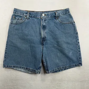 Vintage 90s Levi's 34 14 Shorts 550 Relaxed Fit High Rise Medium Wash Denim Boho thumbnail 2