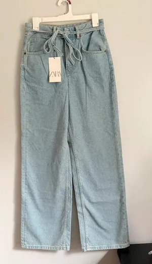 Zara NWT Light Wash Wide Leg Belted Jeans Size 28 thumbnail 1