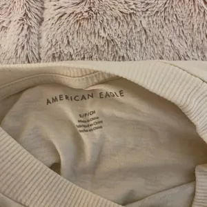 American Eagle tshirt- small thumbnail 2