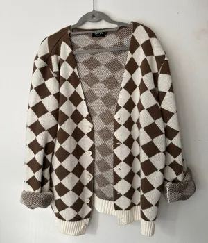 Women’s Brown & Cream Diamond Pattern Cardigan Jacket Size XL thumbnail 1