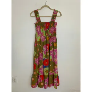 Entro Floral Smocked Maxi Dress size‎ small thumbnail 4