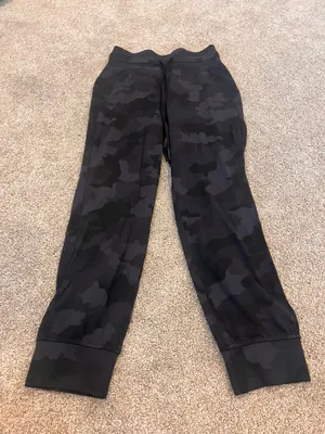 Lululemon High-Rise Joggers thumbnail 1