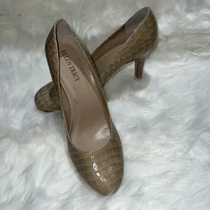 NWOT Ellen‎ Tracy Nude Crocodile Embossed Pump Heels Size 6M. B65 thumbnail 2