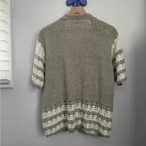 VTG Large Short Sleeve Cardigan Button‎ Up Embroidered Floral Sage Green Crochet thumbnail 2