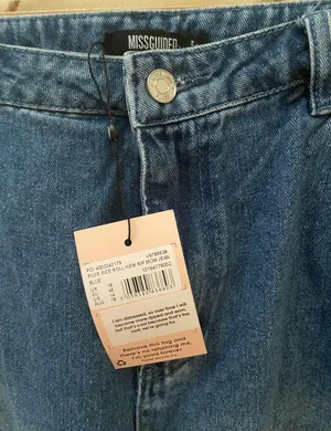 Missguided High Rise Mom Jeans thumbnail 3