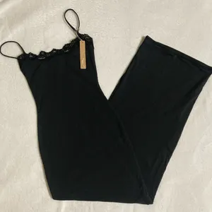 SKIMS Fits Everybody Lace Long Slip Dress thumbnail 3