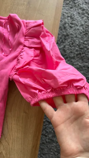 ZARA puff sleeve crop top thumbnail 4