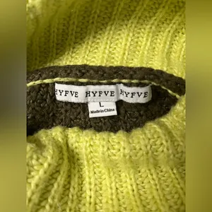 Hyfve Women’s Cowl Neck Sweater Size Large thumbnail 3