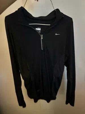 Nike Fit Dry Pullover Half-Zip Women’s thumbnail 1